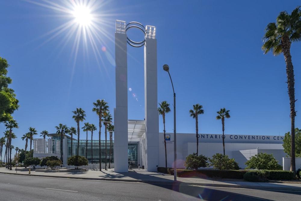 Hyatt Place Ontario/Rancho Cucamonga Экстерьер фото
