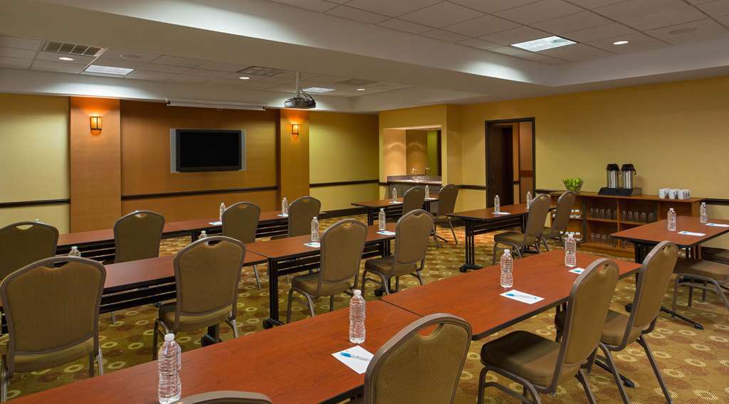 Hyatt Place Ontario/Rancho Cucamonga Удобства фото